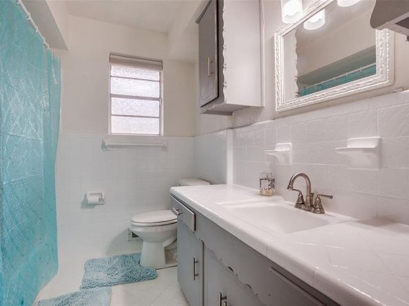 3228  Sharpview Lane , Dallas Texas 75228