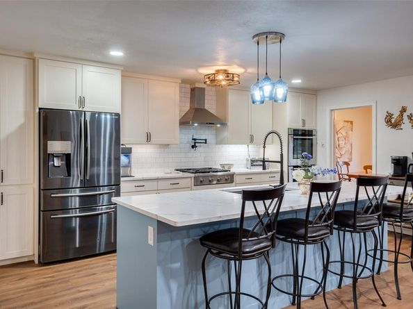 3228  Sharpview Lane , Dallas Texas 75228