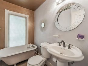 3022  Aster Street , Dallas Texas 75211