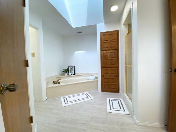 6624  Quail Ridge Drive , North Richland Hills Texas 76180