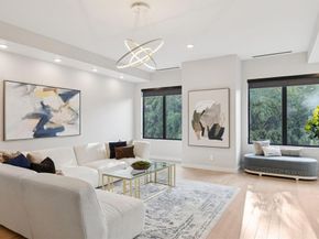 10217  Betty Jane Lane , Dallas Texas 75229