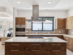 10217  Betty Jane Lane , Dallas Texas 75229