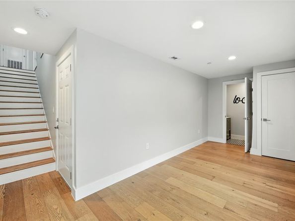 2222  Moser Avenue  115, Dallas Texas 75206