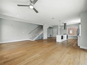 2222  Moser Avenue  115, Dallas Texas 75206