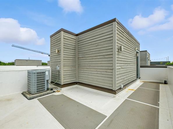 2222  Moser Avenue  115, Dallas Texas 75206
