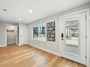 2222  Moser Avenue  115, Dallas Texas 75206
