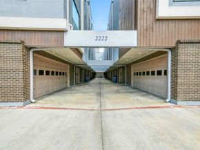 2222  Moser Avenue  115, Dallas Texas 75206