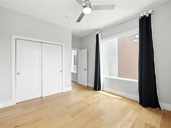 2222  Moser Avenue  115, Dallas Texas 75206