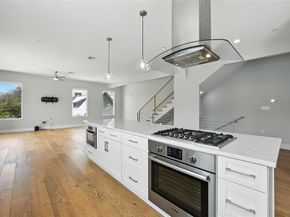 2222  Moser Avenue  115, Dallas Texas 75206