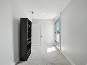 2222  Moser Avenue  115, Dallas Texas 75206