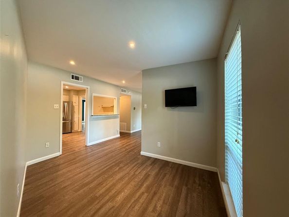 5049  Cedar Springs Road  120, Dallas Texas 75235