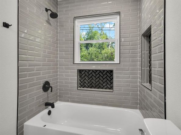 4009  Piedmont Road , Fort Worth Texas 76116
