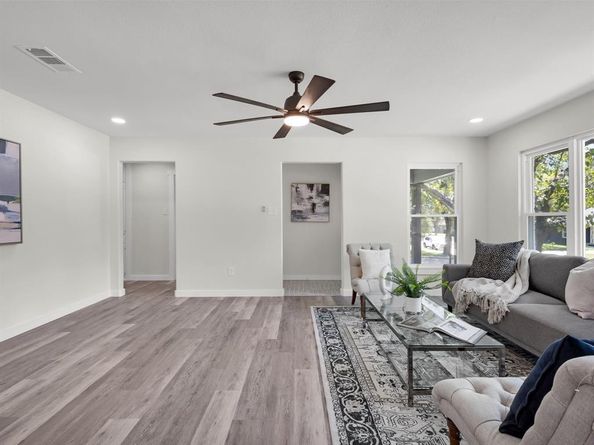 4009  Piedmont Road , Fort Worth Texas 76116