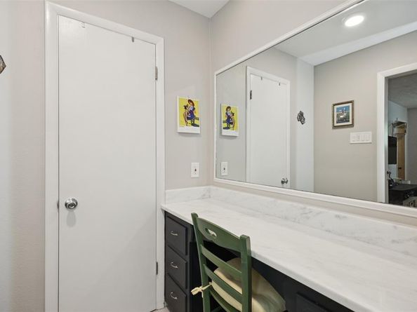8309  Londonderry Lane , Dallas Texas 75228