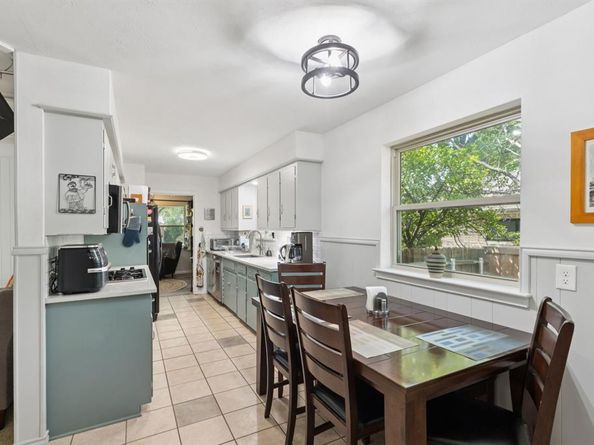 8309  Londonderry Lane , Dallas Texas 75228