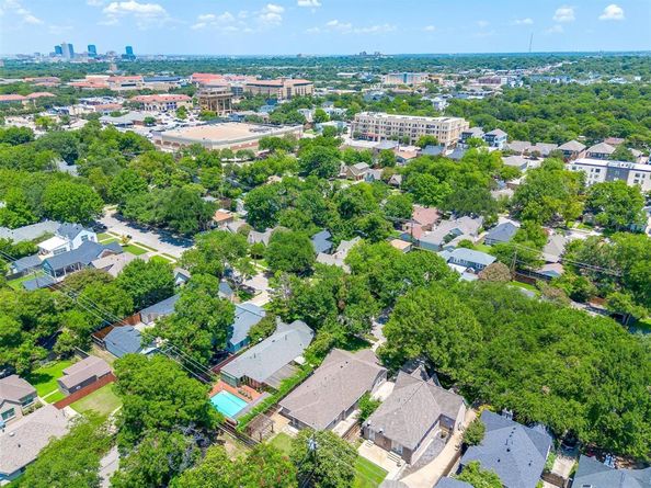 3240  Wabash Avenue , Fort Worth Texas 76109