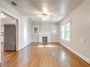 3240  Wabash Avenue , Fort Worth Texas 76109