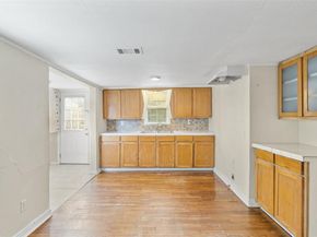 2837  Meaders Avenue , Fort Worth Texas 76112