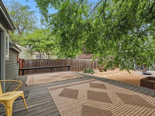 8922  Angora Street , Dallas Texas 75218