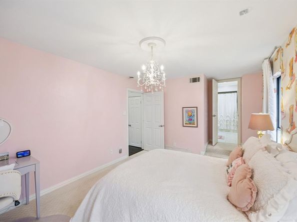 7810  Stanford Avenue , Dallas Texas 75225