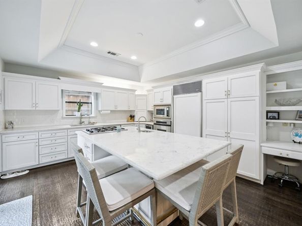 7810  Stanford Avenue , Dallas Texas 75225