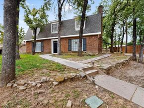 3205  Woodford Drive , Arlington Texas 76013