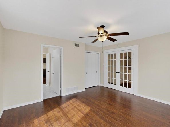 3205  Woodford Drive , Arlington Texas 76013