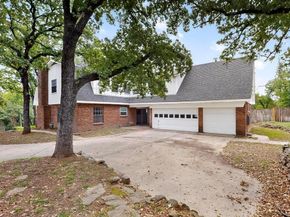 3205  Woodford Drive , Arlington Texas 76013