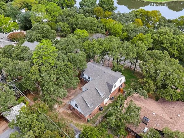 3205  Woodford Drive , Arlington Texas 76013