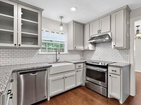 3205  Woodford Drive , Arlington Texas 76013