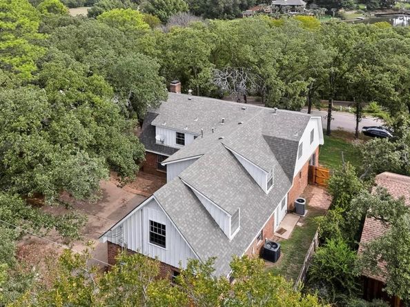 3205  Woodford Drive , Arlington Texas 76013