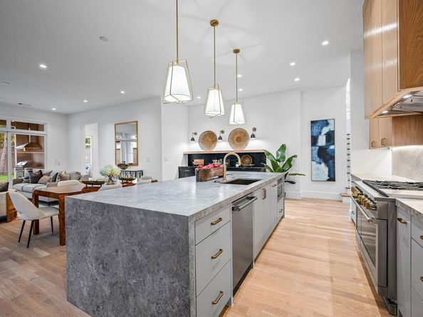 4807 W Hanover Avenue , Dallas Texas 75209