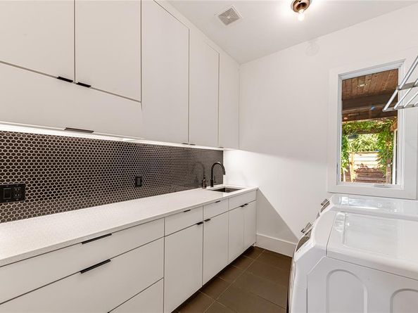 3233  Northwest Parkway , University Park Texas 75225