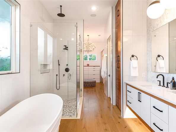 3233  Northwest Parkway , University Park Texas 75225