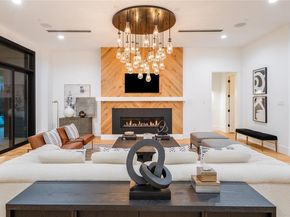 3233  Northwest Parkway , University Park Texas 75225