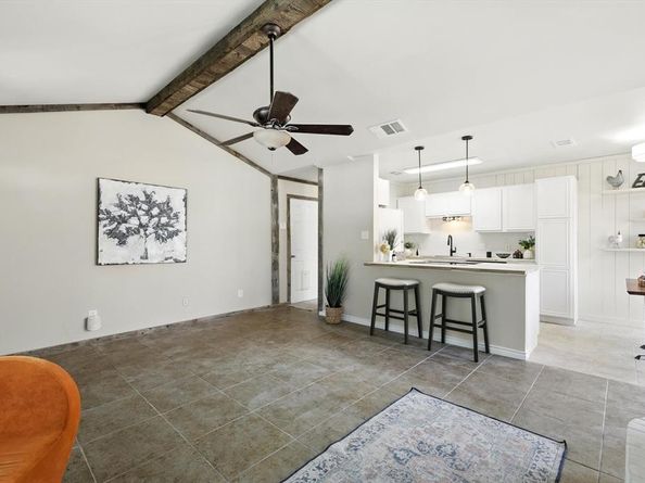 2088  Paint Pony Lane , Keller Texas 76248
