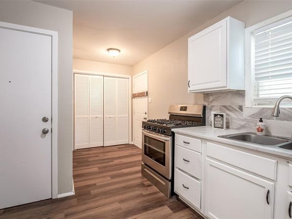 3115  Carpenter  , Dallas Texas 75215