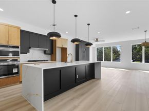 1906  Leath Street , Dallas Texas 75212