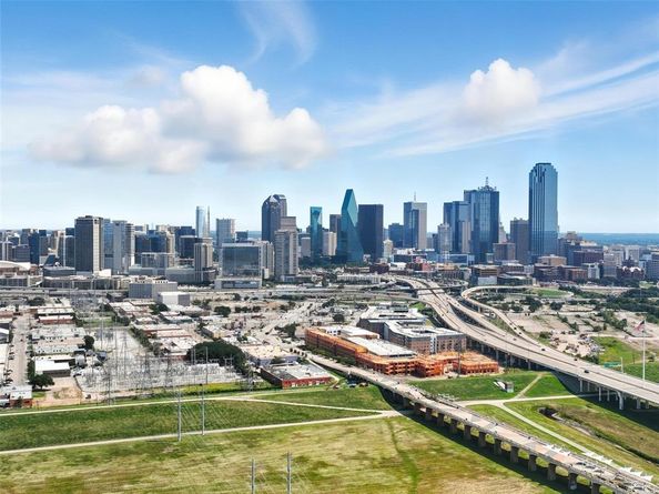 1906  Leath Street , Dallas Texas 75212