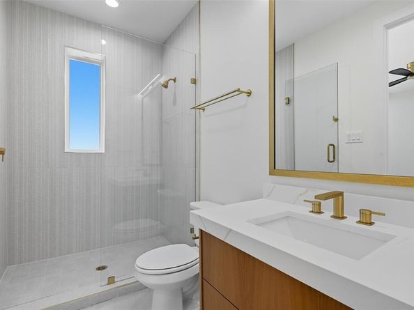 1906  Leath Street , Dallas Texas 75212