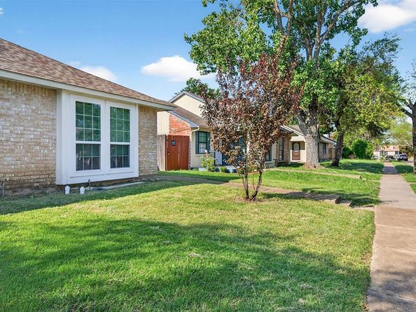 4421  Chapman Street , The Colony Texas 75056