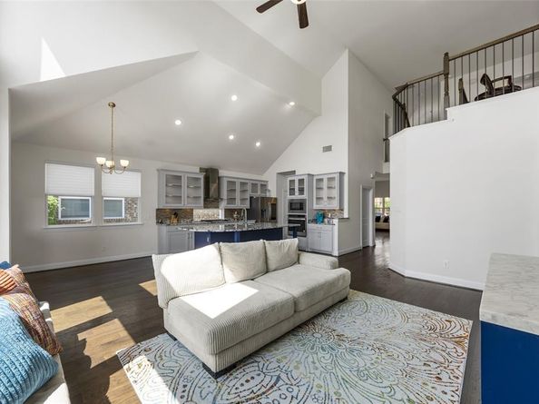 309  Myrtle Beach Drive , Garland Texas 75040