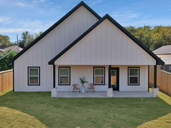 2806 NW 17th Street , Fort Worth Texas 76106