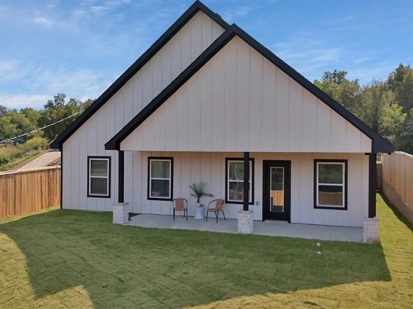 2806 NW 17th Street , Fort Worth Texas 76106