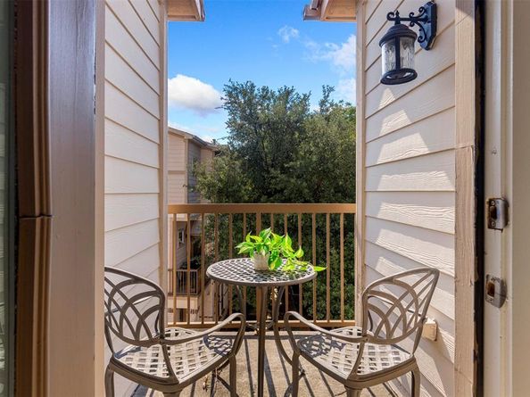 4830  Cedar Springs Road  30, Dallas Texas 75219