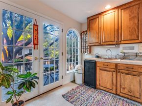 6666  Lakewood Boulevard , Dallas Texas 75214