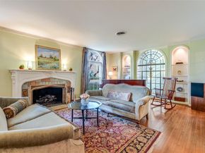 6666  Lakewood Boulevard , Dallas Texas 75214