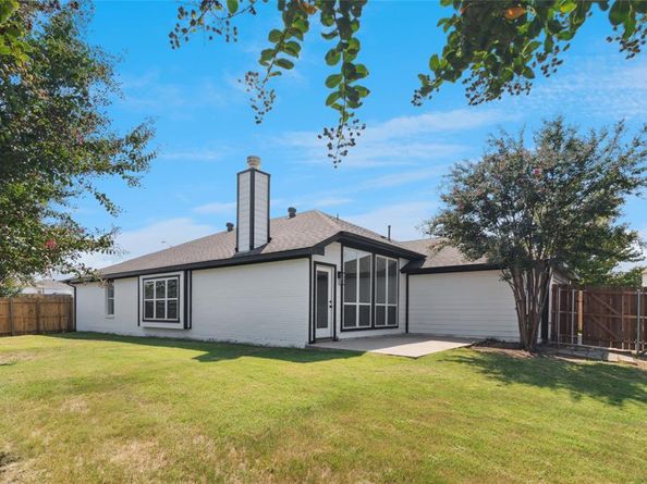 2417  Johnson Drive , Mesquite Texas 75181