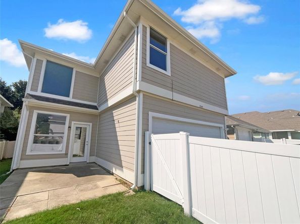 1345  Kingston Place , Providence Village Texas 76227