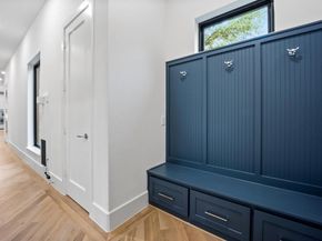 5861  Meletio Lane , Dallas Texas 75230